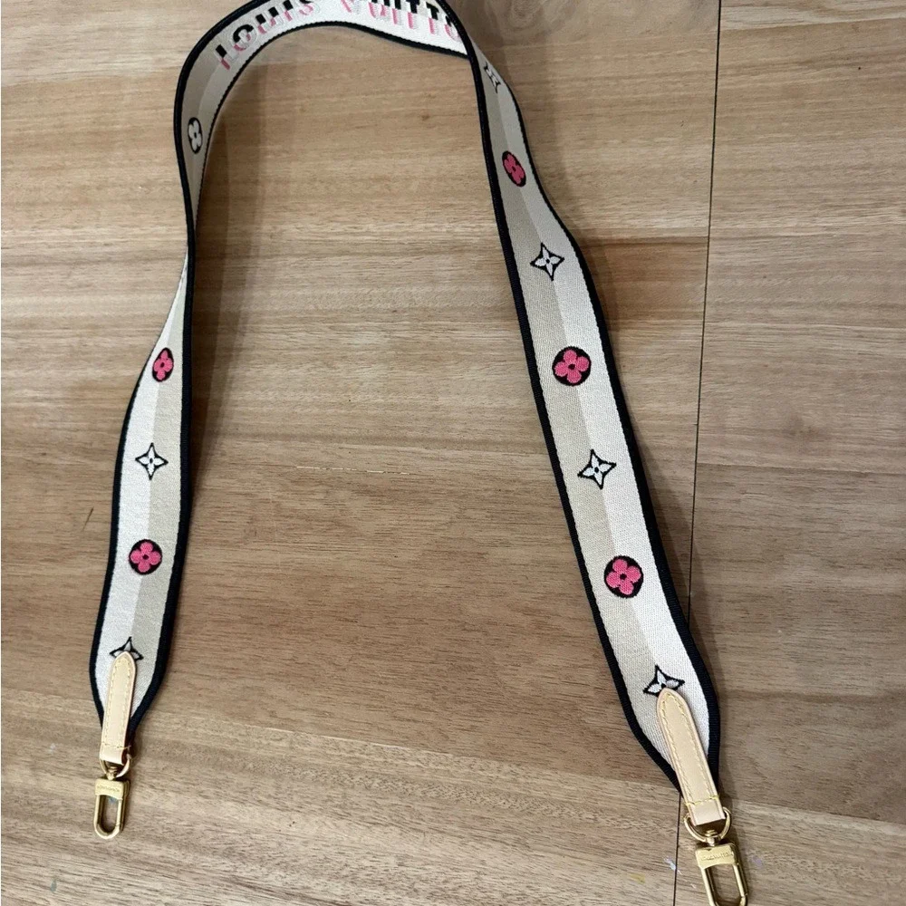 Louis Vuitton‎ Crossbody Canvas Bandoulière Guitar Strap Beige Black Pink Speedy